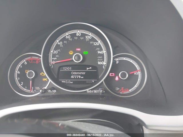Продажа на аукционе авто 2018 Volkswagen Beetle Convertible S/coast/se, vin: 3VW5DAAT8JM502890, номер лота: 36846440