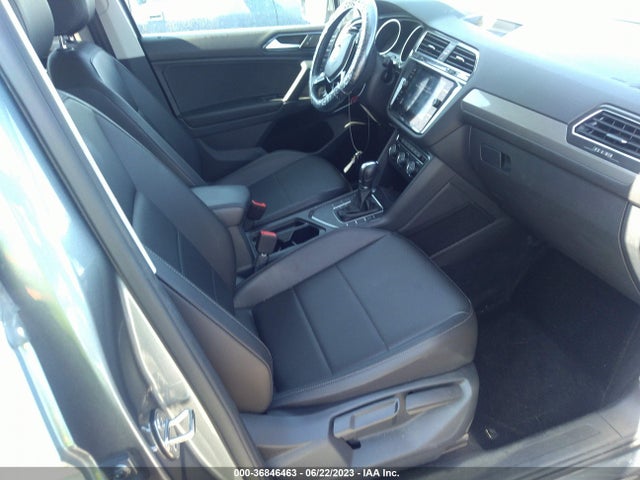 3VV3B7AX8JM088436 Volkswagen Tiguan Sel/se