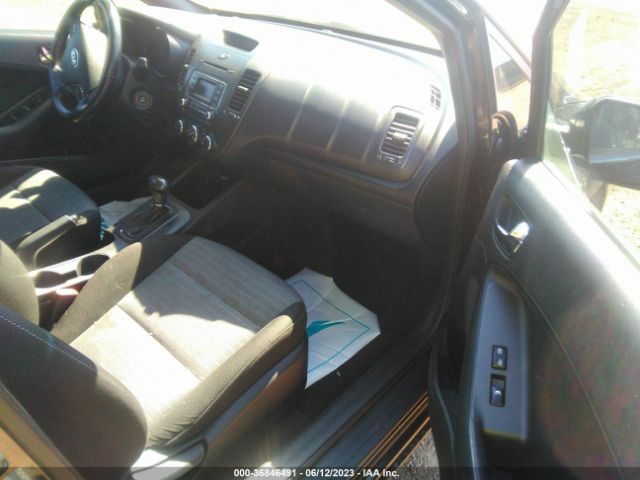 KNAFX5A84F5289321 KIA Forte 5-door Ex