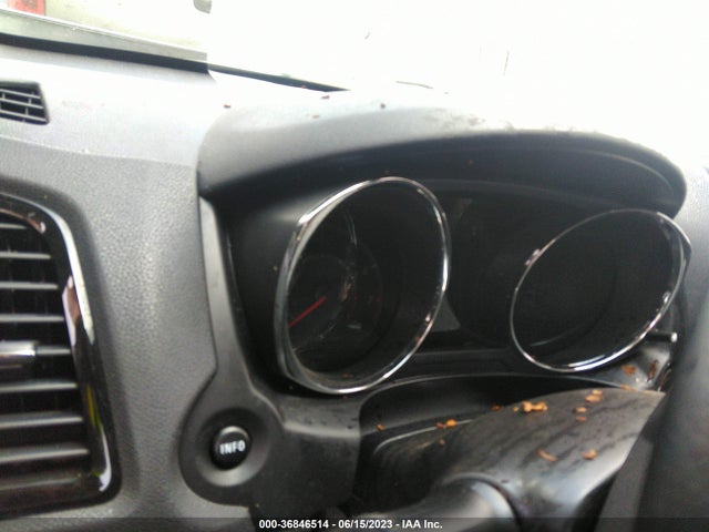 JA4APVAU9MU017323 Mitsubishi Outlander Sport Se