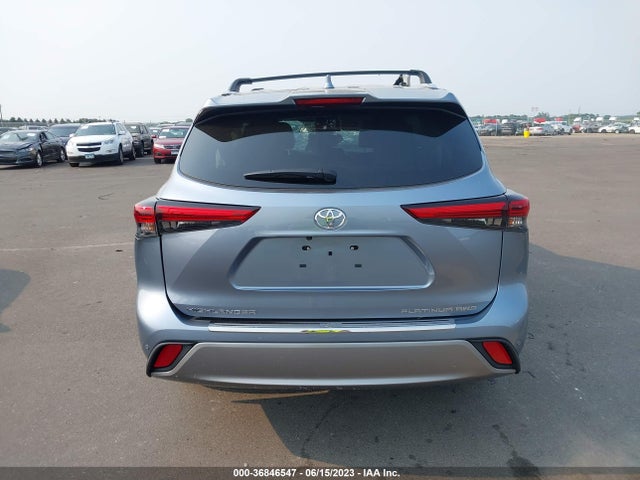 2022 TOYOTA HIGHLANDER PLATINUM VIN: 5TDFZRBH9NS215694