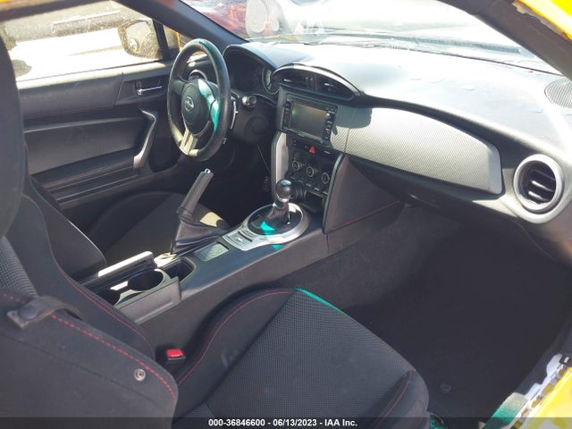 2015 Toyota GR 86, VIN: JF1ZNAA12F8705338