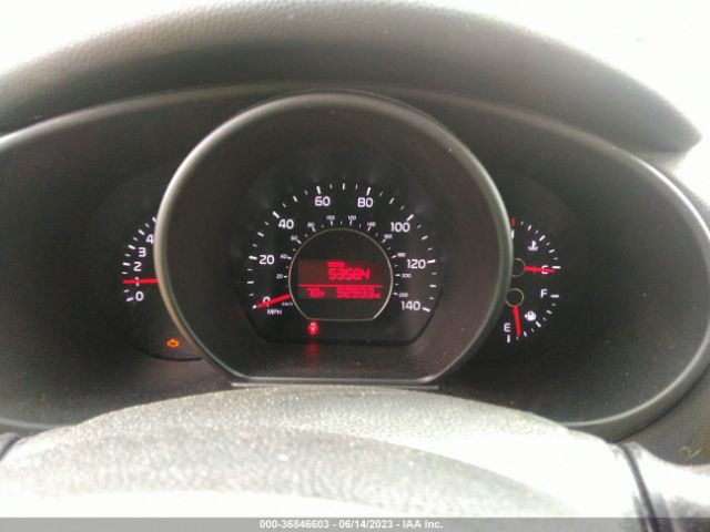 KNDJN2A27F7786445 KIA Soul Base