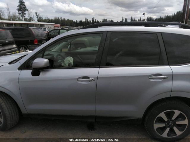 JF2SJAGC8HH803293 Subaru Forester Premium