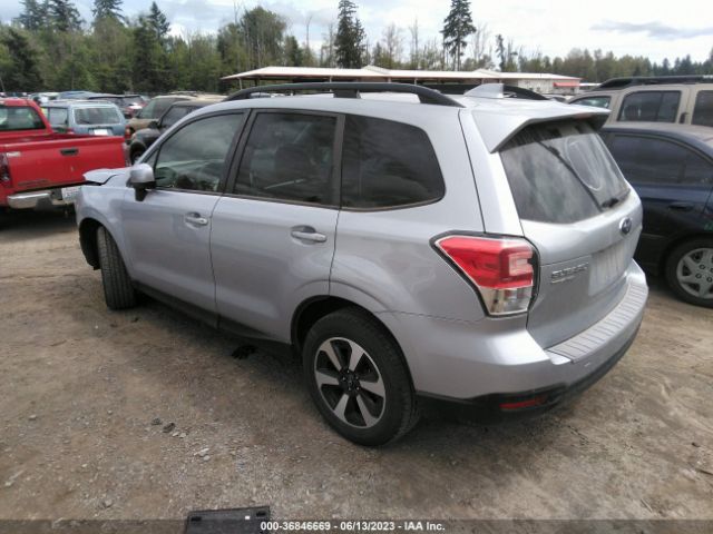 JF2SJAGC8HH803293 Subaru Forester Premium