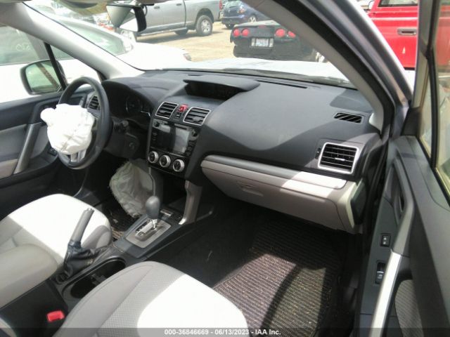 JF2SJAGC8HH803293 Subaru Forester Premium