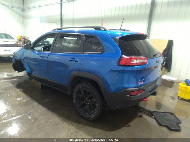 1C4PJMBB6HW589582 Jeep Cherokee Trailhawk 4x4