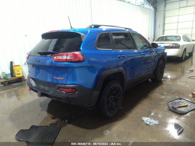 1C4PJMBB6HW589582 Jeep Cherokee Trailhawk 4x4