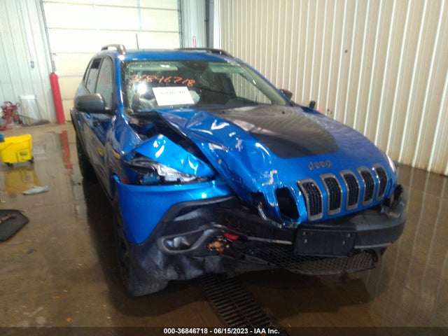 1C4PJMBB6HW589582 Jeep Cherokee Trailhawk 4x4