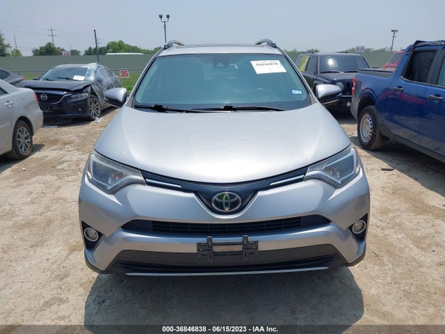 Toyota Rav4 Xle 2017 2T3RFREV1HW572572 Image 4