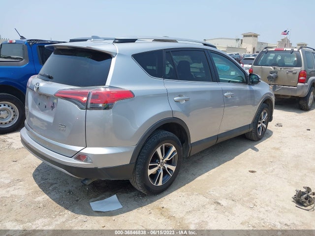 Toyota Rav4 Xle 2017 2T3RFREV1HW572572 Image 10