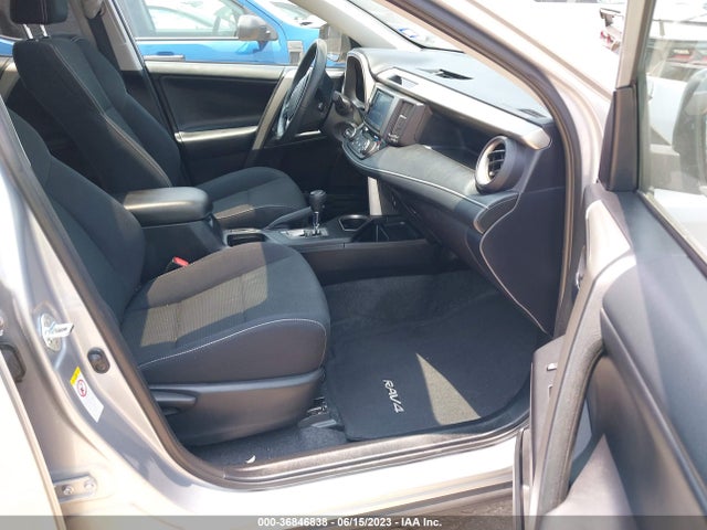 Toyota Rav4 Xle 2017 2T3RFREV1HW572572 Image 11