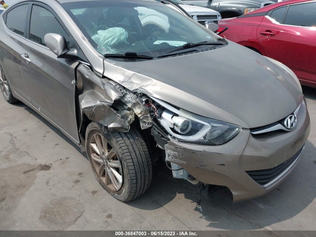 Hyundai ELANTRA SE 2015 5NPDH4AE6FH570074 Image 12