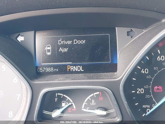 Ford FOCUS SE 2018 1FADP3K22JL259057 Image 13