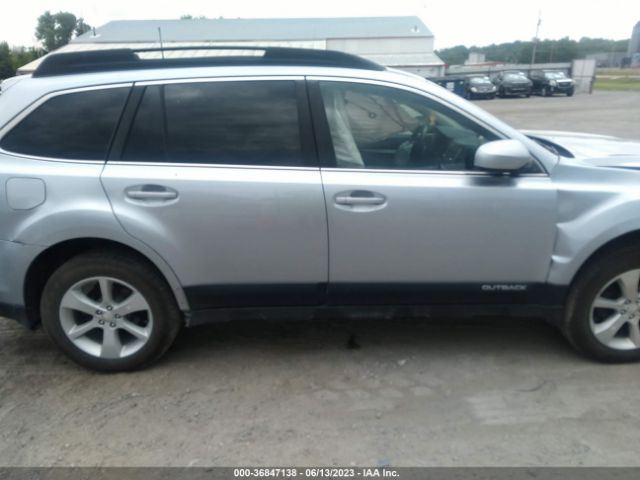 4S4BRCDC5E3203276 Subaru Outback 2.5i Premium