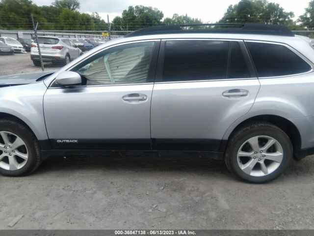 4S4BRCDC5E3203276 Subaru Outback 2.5i Premium