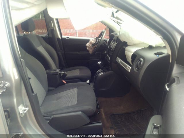 1C4NJCBA9FD284546 Jeep Compass Sport