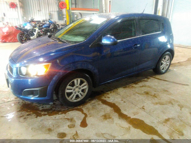 Chevrolet SONIC LT 2014 1G1JC6SB8E4231105 Image 2