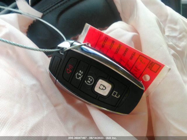 3LN6L5C92HR603077 Lincoln MKZ SELECT