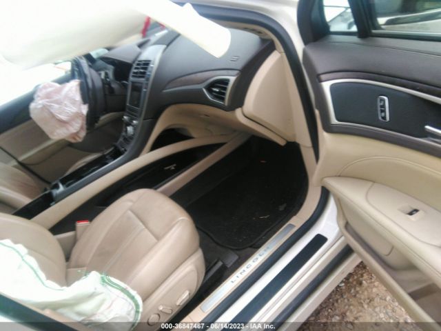 3LN6L5C92HR603077 Lincoln MKZ SELECT