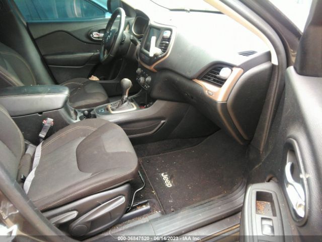 1C4PJLCB7GW160474 Jeep Cherokee Altitude
