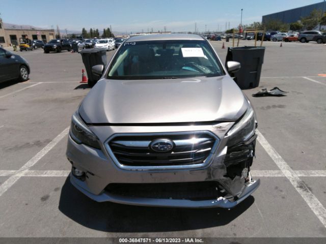 4S3BNAF64J3045325 Subaru Legacy Premium