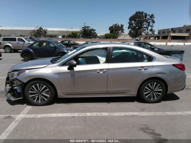 4S3BNAF64J3045325 Subaru Legacy Premium