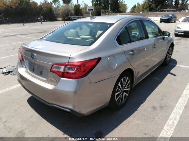 4S3BNAF64J3045325 Subaru Legacy Premium