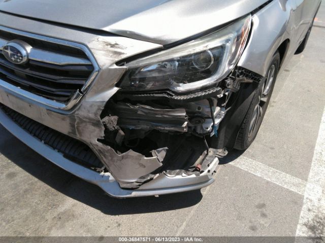 4S3BNAF64J3045325 Subaru Legacy Premium