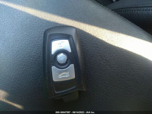 WBA3A5G59FNS82673 BMW 3 Series 328i