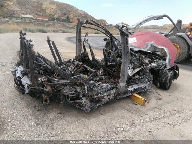 Tesla Model X 90d/75d/100d 2017 5YJXCAE2XHF041271 Image 4