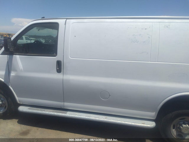 Chevrolet EXPRESS CARGO VAN 2022 1GCWGAF74N1224650 Image 13