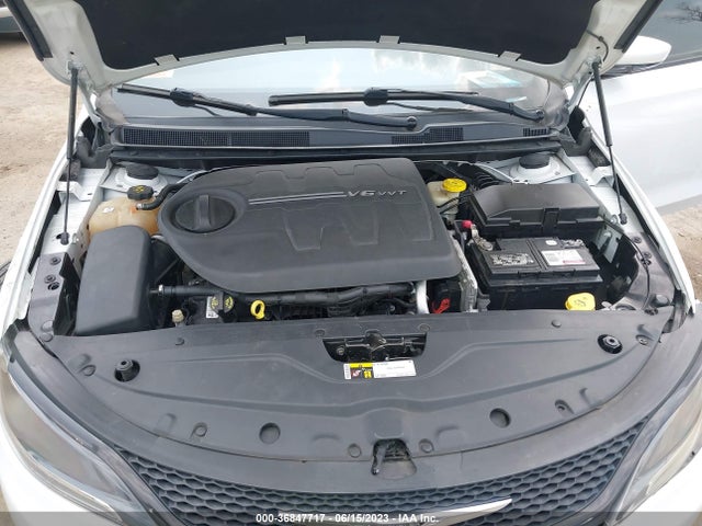 1C3CCCDGXGN114621 Chrysler 200 S