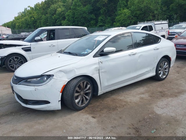 1C3CCCDGXGN114621 Chrysler 200 S