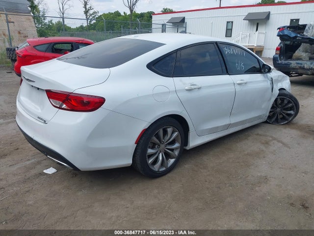 1C3CCCDGXGN114621 Chrysler 200 S