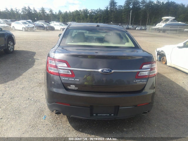 Ford Taurus Limited 2017 1FAHP2F81HG119174 Image 8
