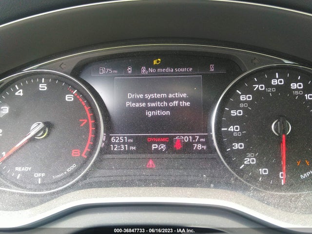 WA1GAAFY5N2033001 Audi Q5 S Line Premium