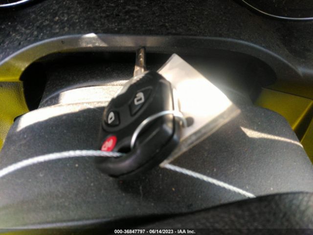1FMCU0GD7HUA75739 Ford ESCAPE SE