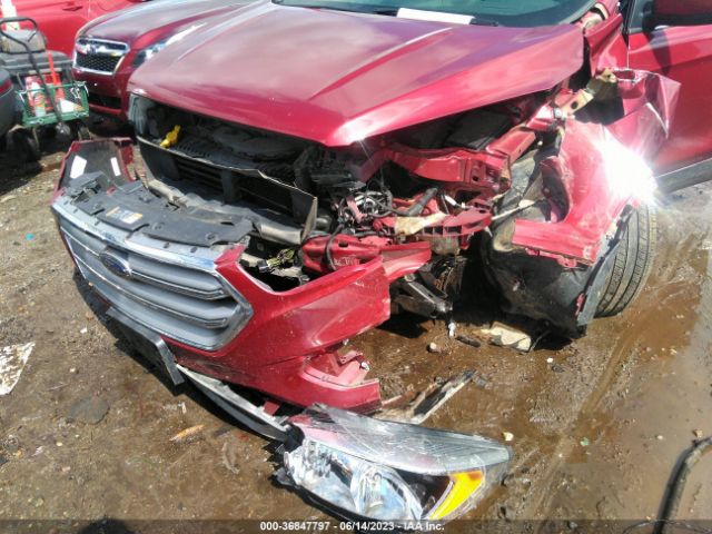 1FMCU0GD7HUA75739 Ford ESCAPE SE