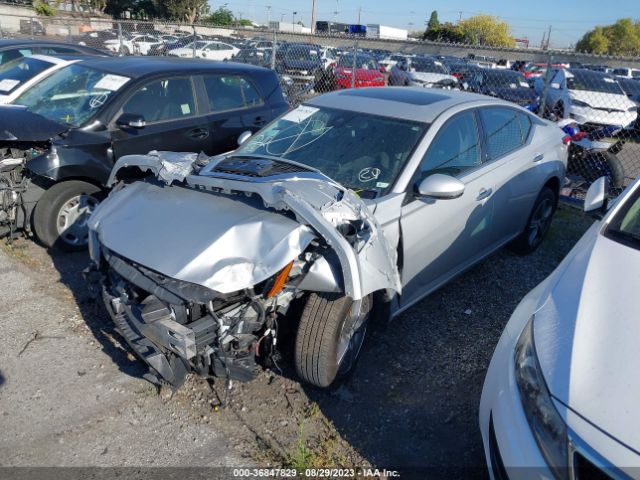 1N4BL4DW1KC148848 Nissan Altima 2.5 Sv
