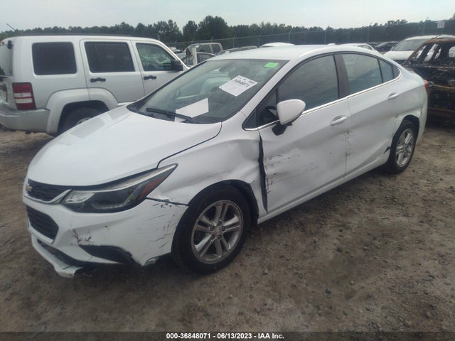 Chevrolet CRUZE LT 2017 1G1BE5SM5H7256833 Image 2