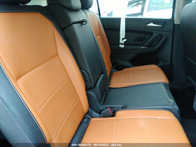 3VV3B7AX1JM210926 Volkswagen Tiguan Sel/se