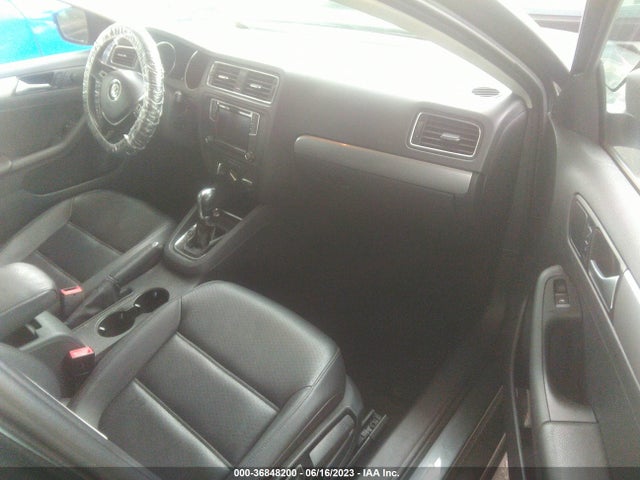 3VWDB7AJ1HM205473 Volkswagen Jetta 1.4t Se