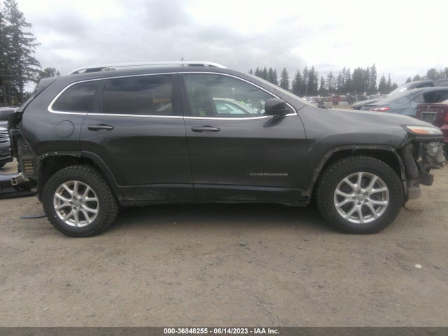 1C4PJMCS5GW234979 Jeep Cherokee Latitude