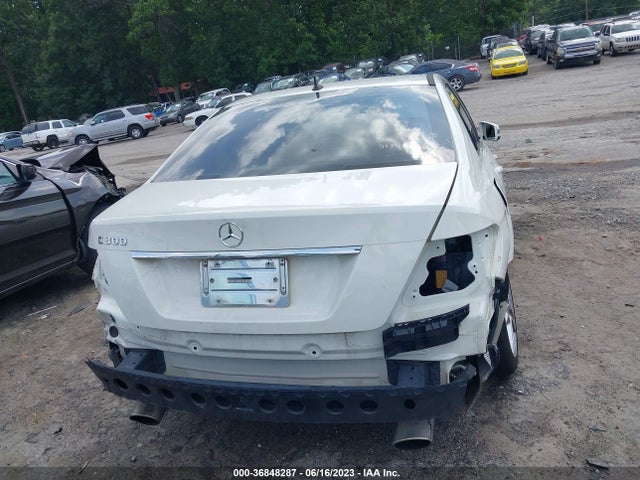 2010 MERCEDES-BENZ C-CLASS C 300 VIN: WDDGF5EB4AR125901
