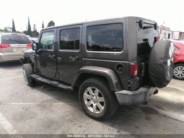 1C4BJWEGXHL537063 Jeep Wrangler Unlimited Sahara