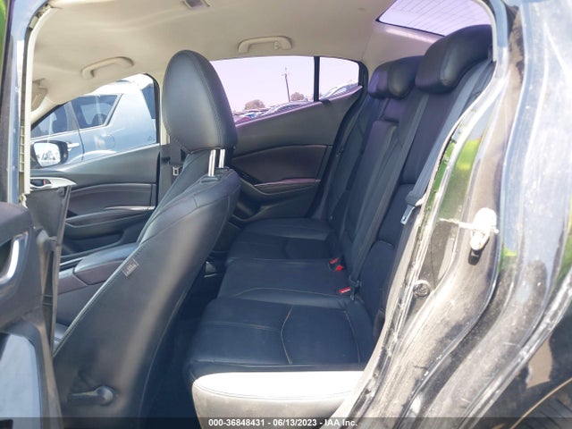2018 MAZDA MAZDA3 4-DOOR TOURING VIN: 3MZBN1V34JM168190