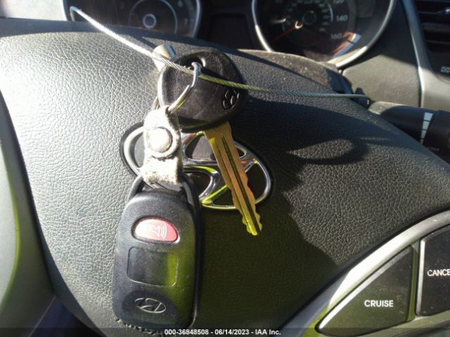Hyundai ELANTRA SE 2016 5NPDH4AE6GH667583 Image 3