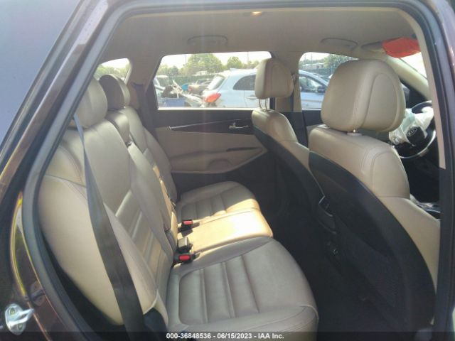 5XYPHDA17GG022619 KIA SORENTO EX