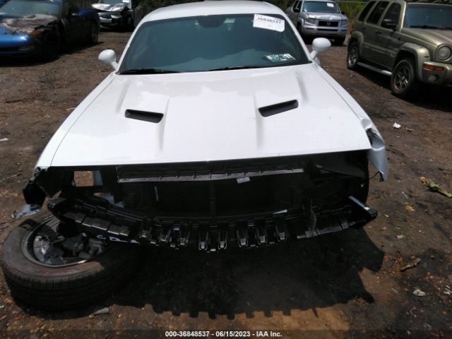 2C3CDZAG9NH260440 Dodge Challenger Sxt